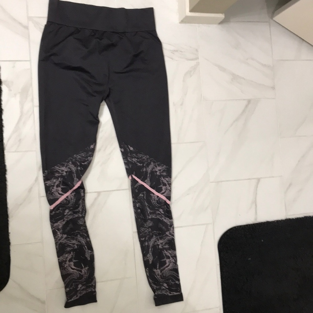 Fabletics Stirrup Legging